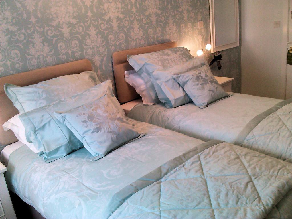 לוסטוויתיאל The Old Chapel B&B חדר תמונה